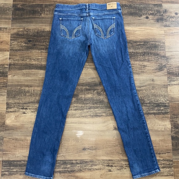 Hollister Jeans - Picture 3 of 5
